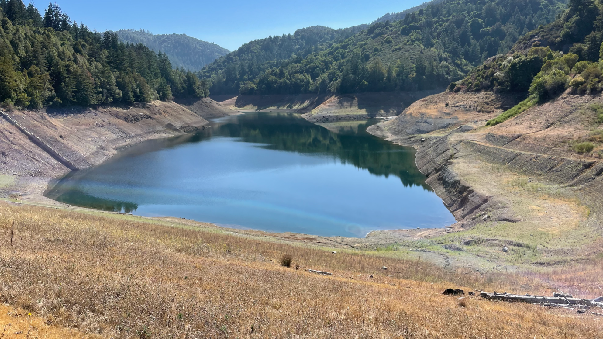 Image of Lake Elsman reservoir at severely low levels